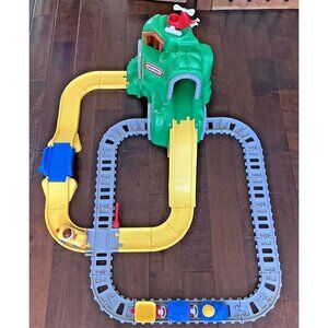 Little Tikes Peak Road and Railway Green Mountain Train Track Tunnel Toy 1991